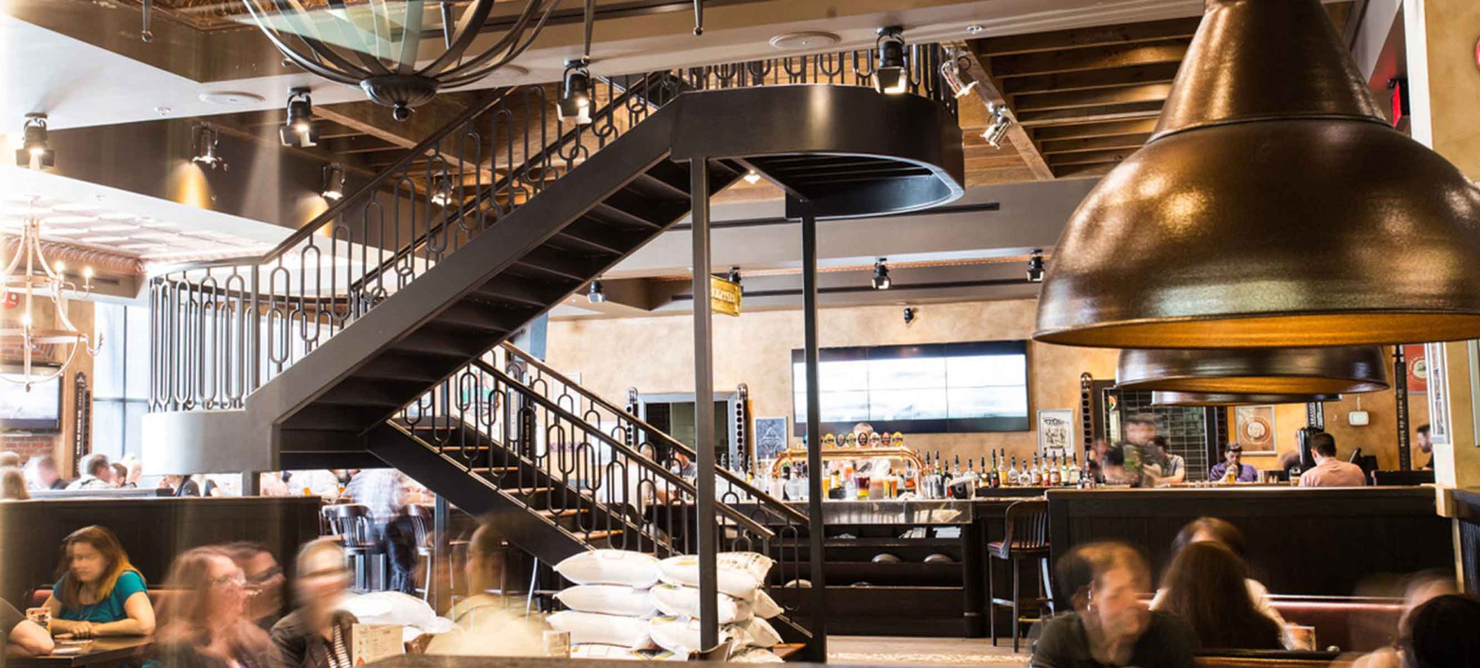 Happy hour and after-work gatherings at Place Sainte Foy in Quebec City
